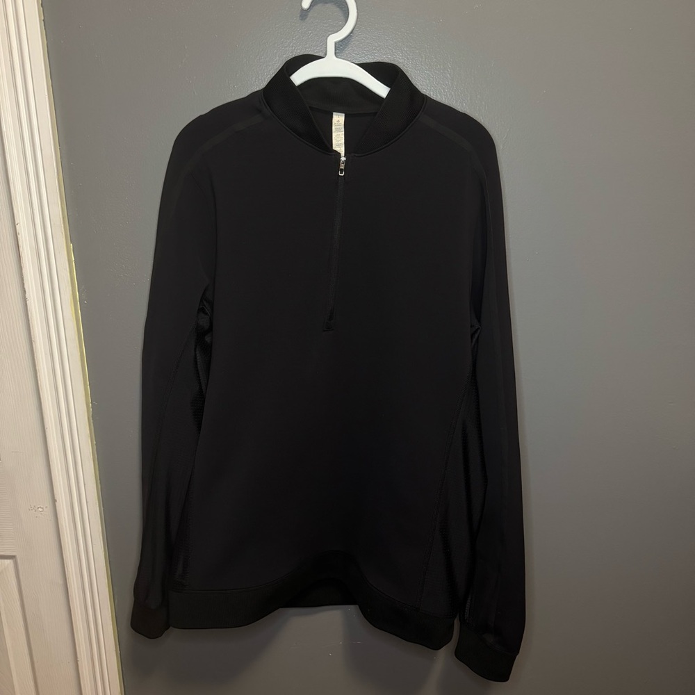 lululwmon tail lite half zip large